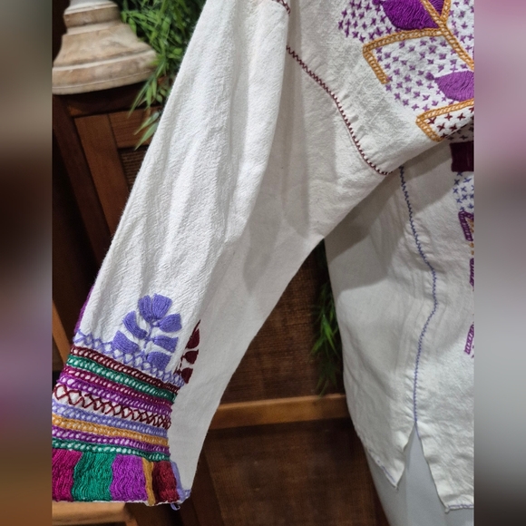 Vintage Mexican Chiapas Hand embroidered blouse Huipil Style Festival Top Sz M - Picture 3 of 7